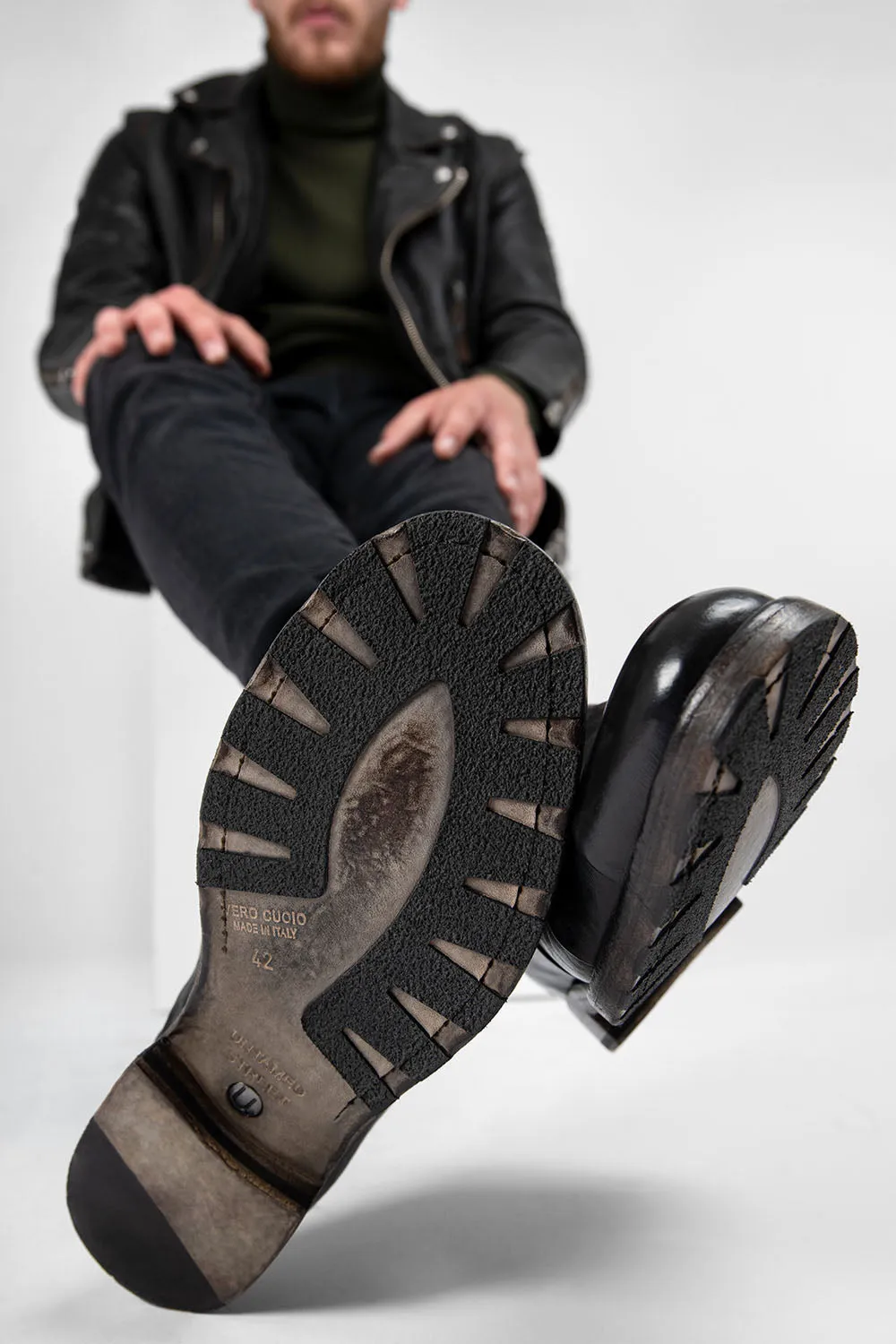 ASTON imperial-black chukka boots.