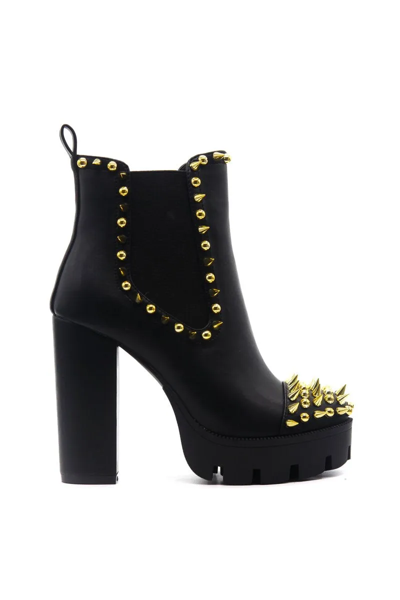 Cape Robbin Jagged Chunky Heel Spike Platform Chelsea Bootie Black (10, Black)