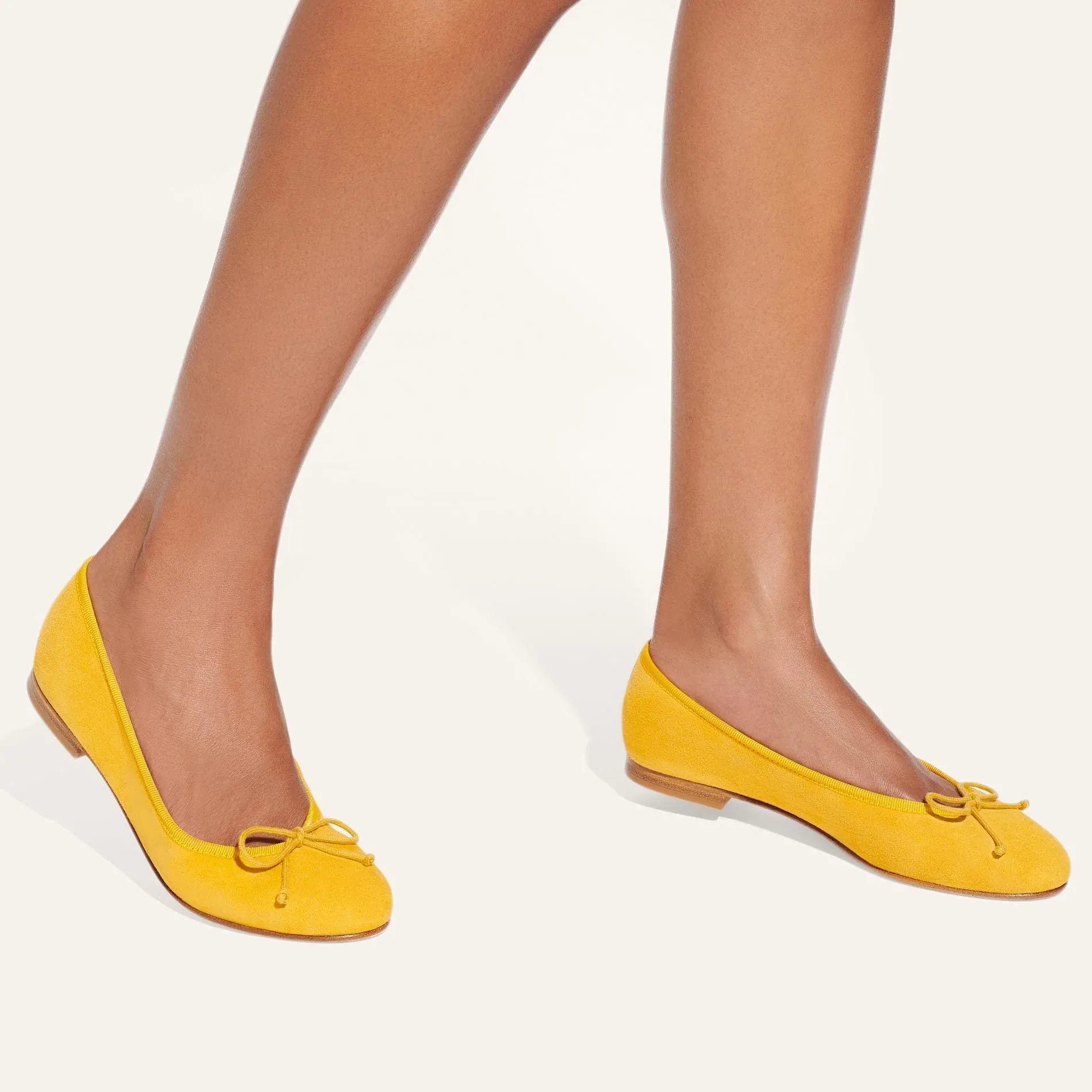 Demi-ochre suede
