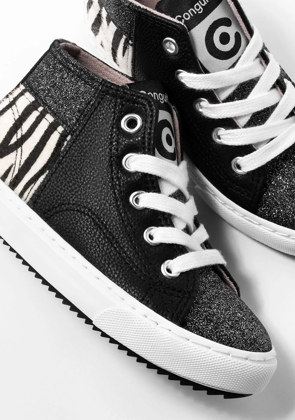 Girl´s Black Zebra Hi-Top Sneakers