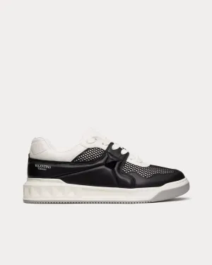 One Stud Mesh & Nappa Leather Black Low Top Sneakers